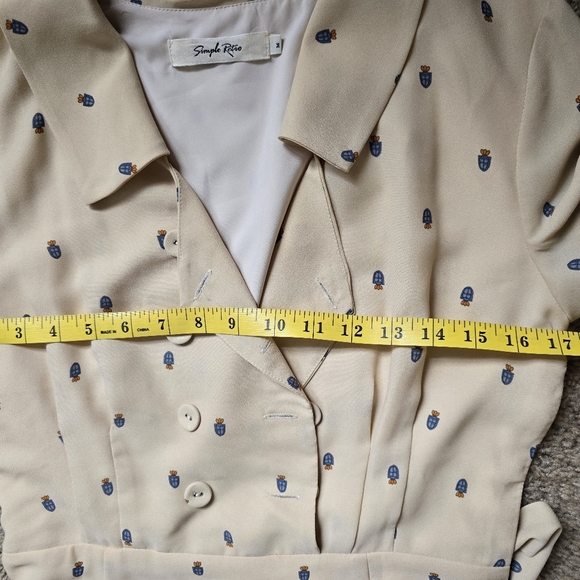 Simple Retro Elegant Beige Pleated Dress Sz. Medium - Picture 11 of 15